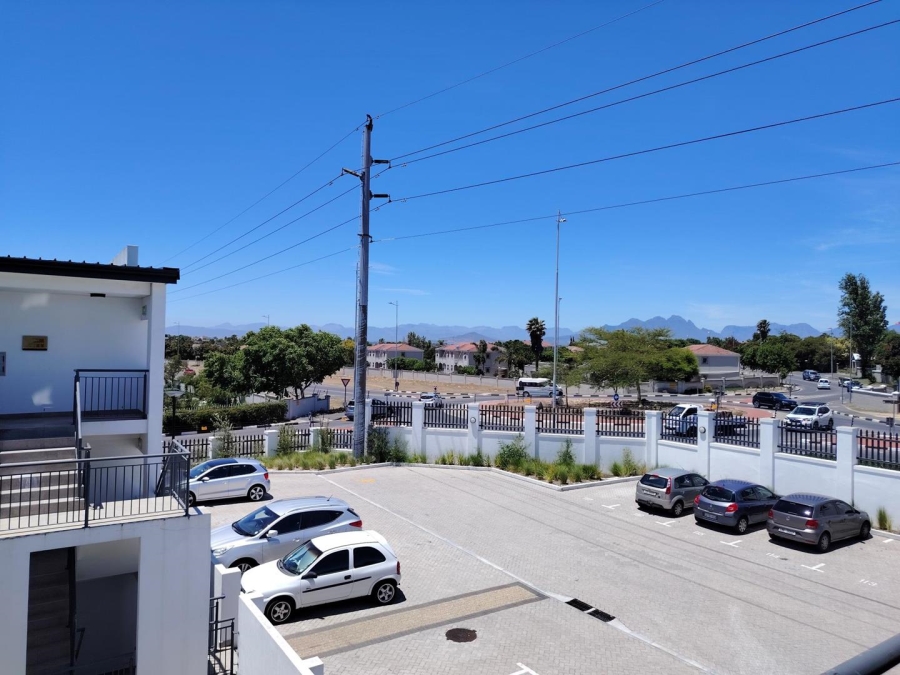 To Let 2 Bedroom Property for Rent in Sonstraal Heights Western Cape